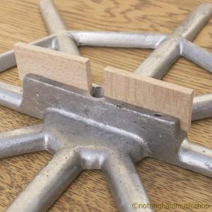 RESONATOR BISCUIT BRIDGE SADDLE